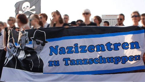 Nazizentren-Tanzschuppen-2009